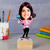 Woman Hustler Caricature | Igp.com