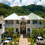340 Degrees Mountain View Apartment | Flyfi