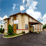 Belmont Inn & Suites : Business Class Flights