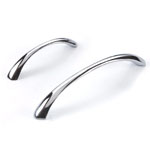 Chrome Raglan Pull Handle | Cast In Style