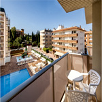 Double Room Pool View | Htophotels.com