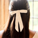 Megan Pearl Bow : CarrieElizabeth
