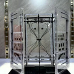 Scale Modular Display Platform : Bombusbee