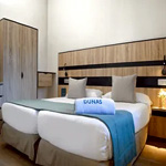 Villa 1 Dormitorio Vista Piscina Room | HotelesDunas